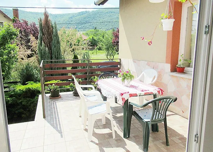 Hegyekre Panoramas Nyaralo Balatonedericsen Tatil Evi Balatonederics